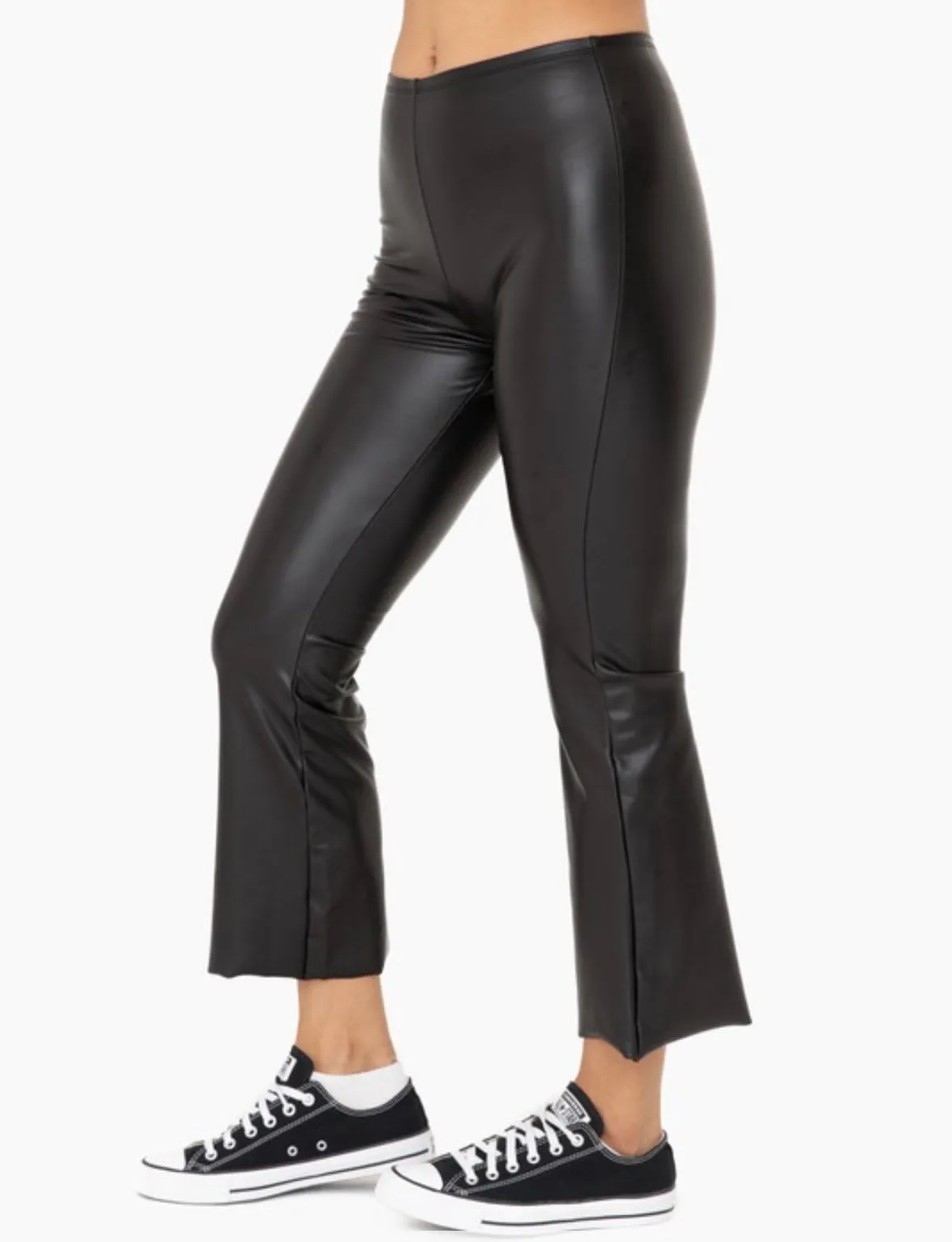 Cropped Faux Flare Legging